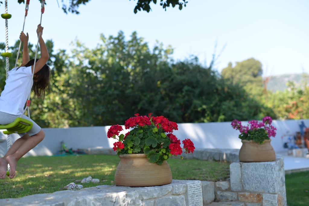 Villa Aggemari Apidias Lakos Quarto foto